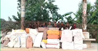 ট্রেনে পাচার হচ্ছিলো চোরাই পণ্য, বিজিবির তৎপরতায় জব্দ